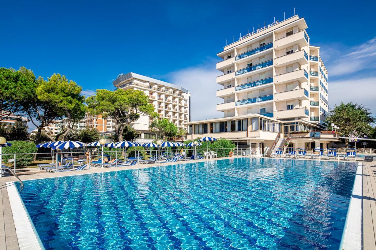 Hotel Danieli Bibione Bagian luar foto